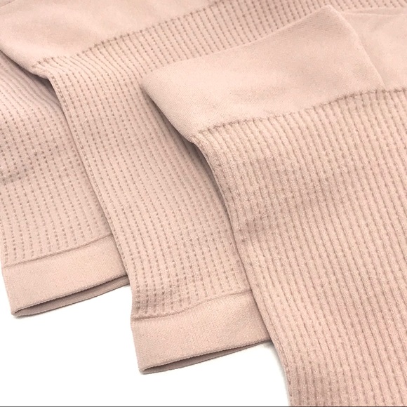 🆕FREE PEOPLE Not So Basic Bandeau Pink - Picture 4 of 5